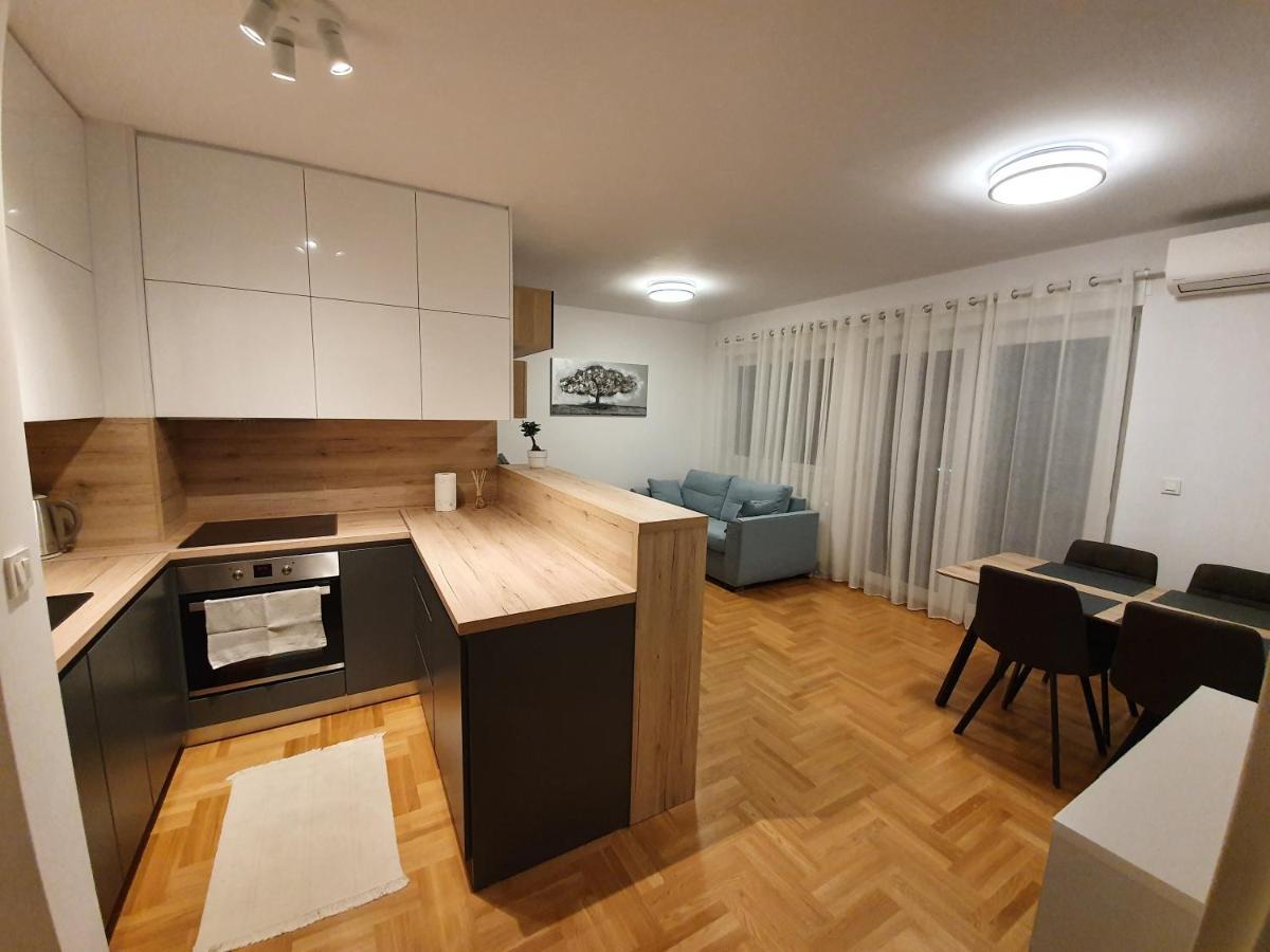 Apartman Luka Zagreb Buitenkant foto