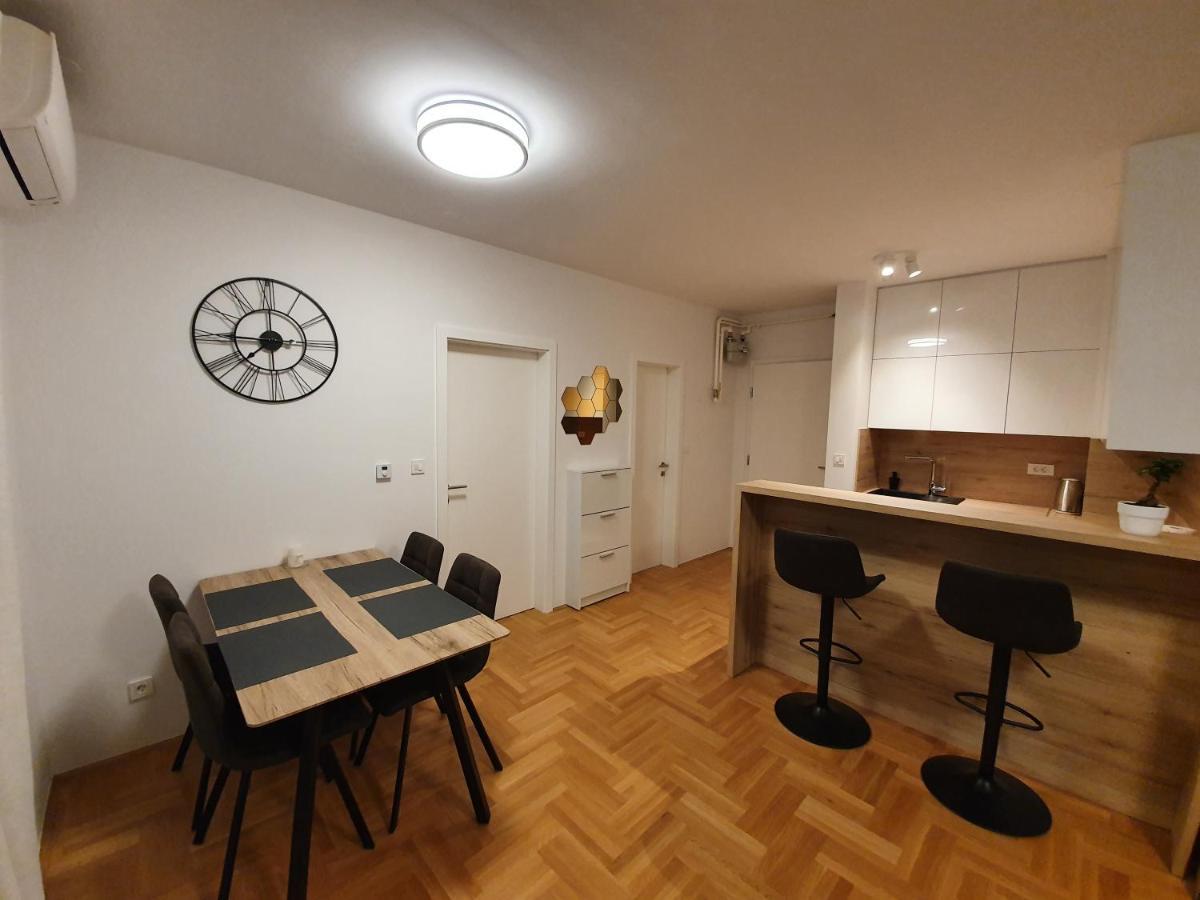 Apartman Luka Zagreb Buitenkant foto
