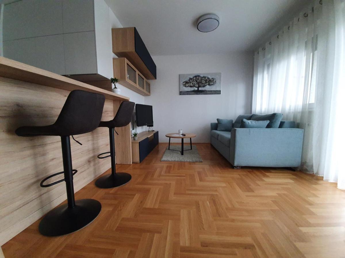 Apartman Luka Zagreb Buitenkant foto