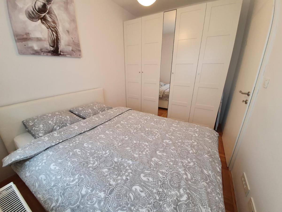 Apartman Luka Zagreb Buitenkant foto